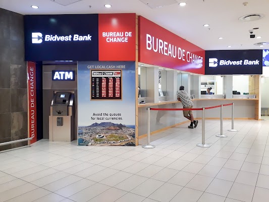 bidvest-bank-cape-town-international-airport-ground-floor-plaza